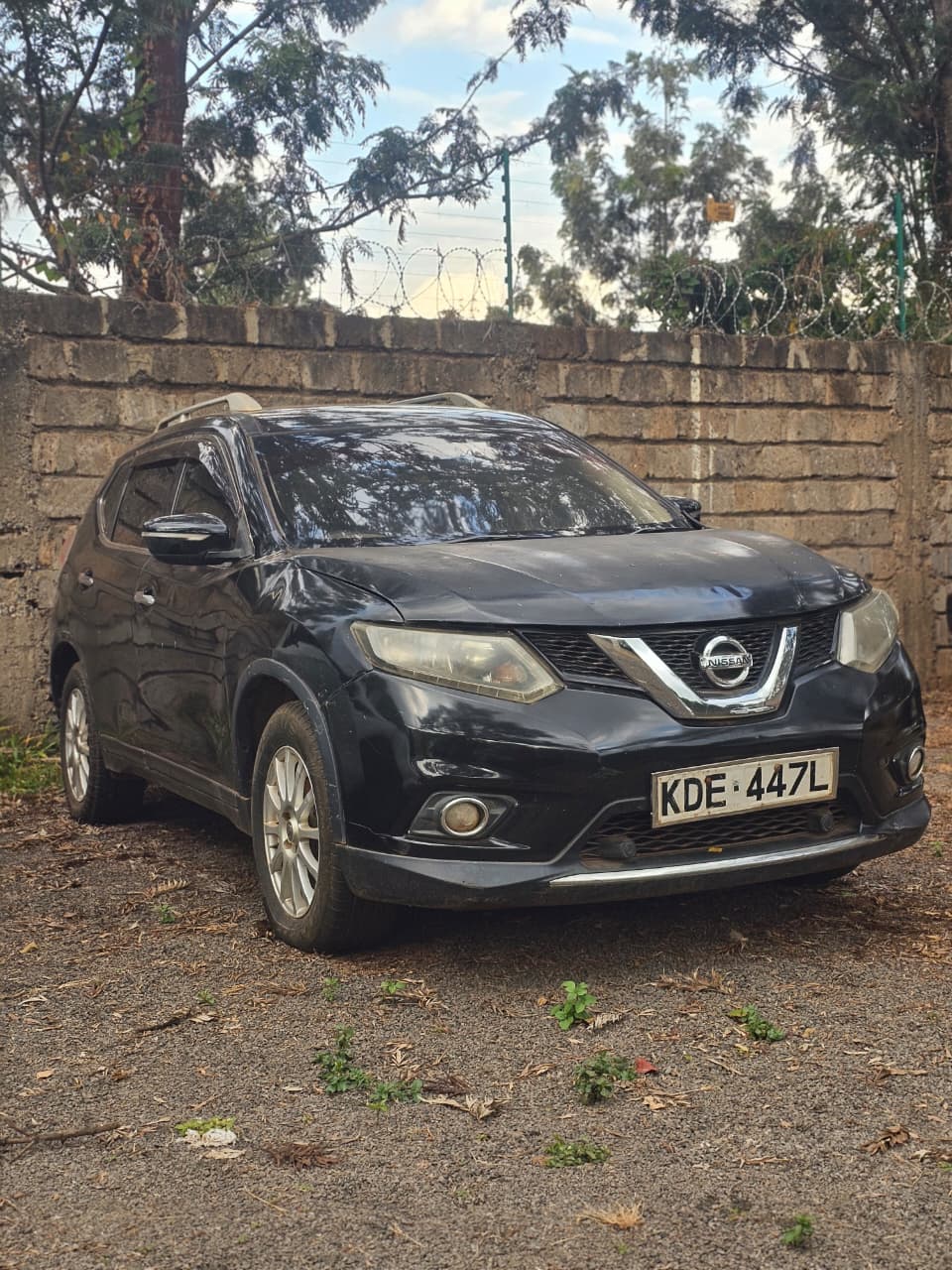 NISSAN X-TRAIL